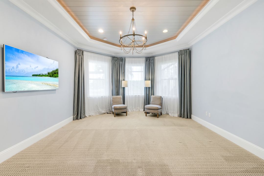 6348 Lyford Isle Dr, Naples, FL 34113