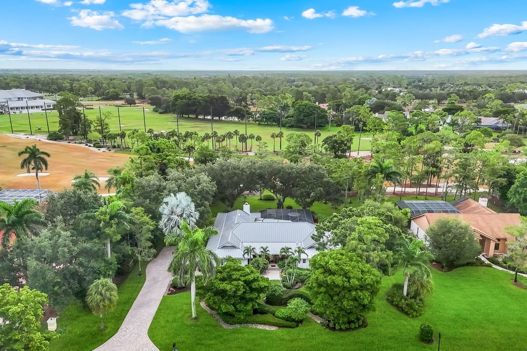 13024 Valewood Dr, Naples, FL 34119