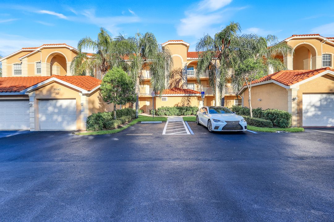 26640 Rosewood Pointe Dr #105, Bonita Springs, FL 34135