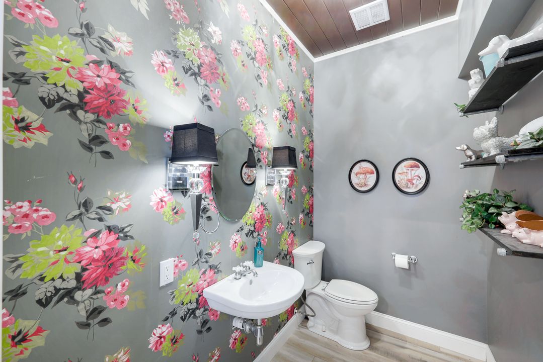 13731 E Terry St, Bonita Springs, FL 34135