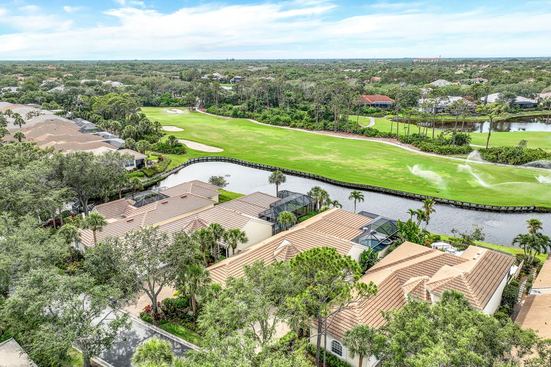 3671 Olde Cottage Ln, Bonita Springs, FL 34134