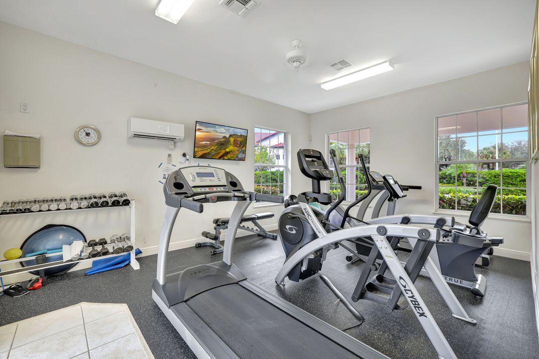 2540 Talon Ct #504, Naples, FL 34105