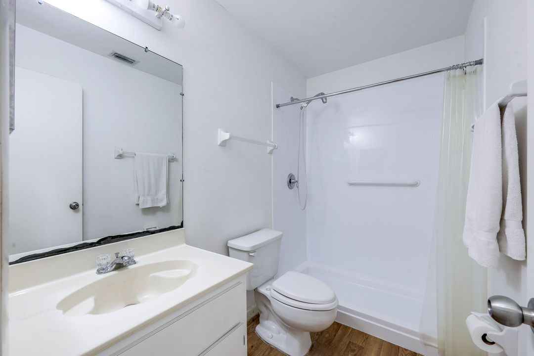 1961 Krape Rd, Naples, FL 34120