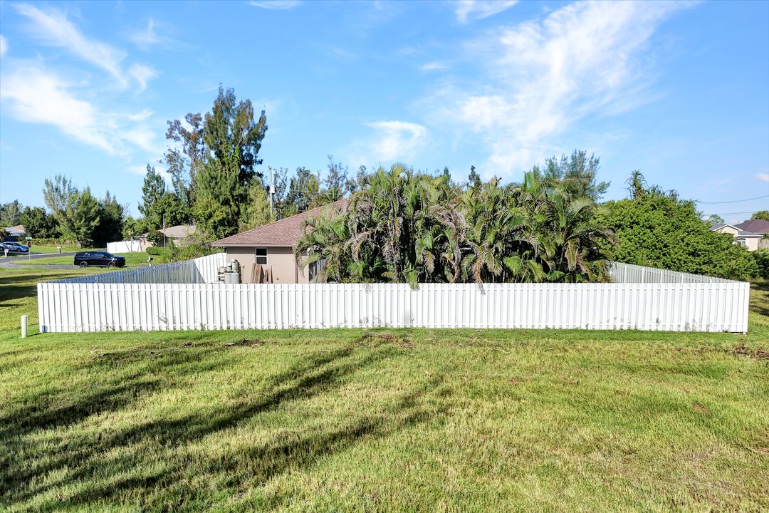1121 NW 27th Ave, Cape Coral, FL 33993