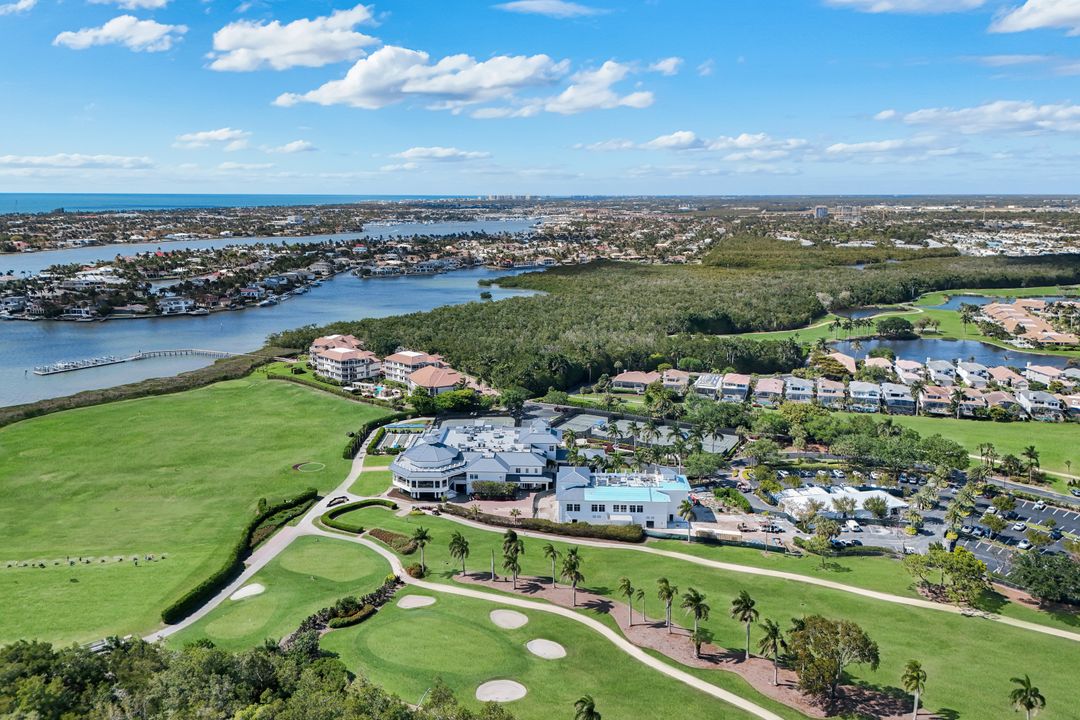 4959 Bollard Ct, Naples, FL 34112