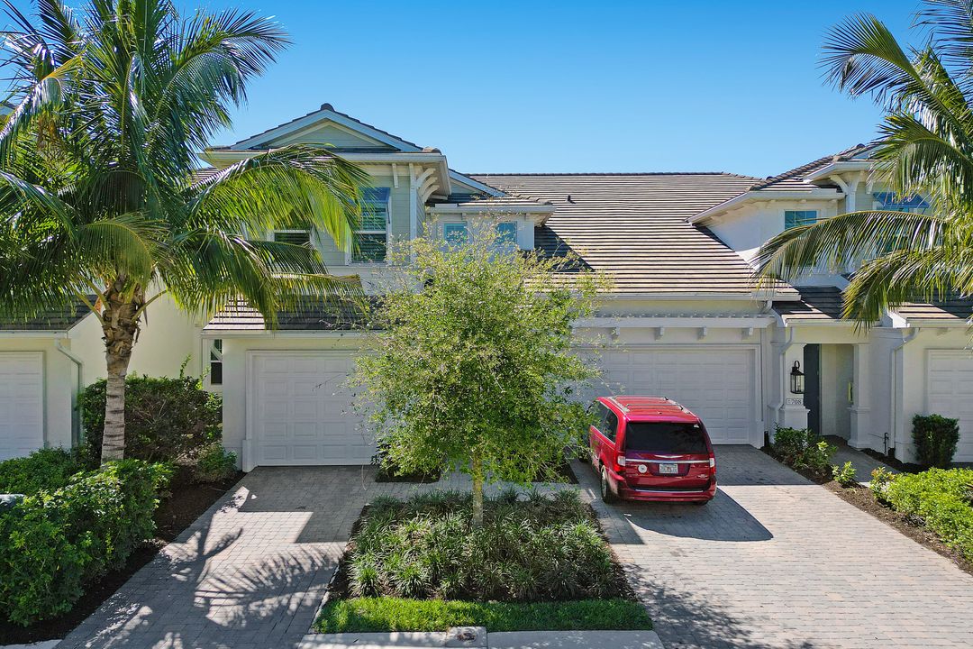 2319 Sawyers Hill Rd #703, Naples, FL 34120