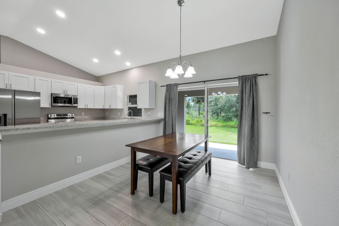 1417 Acacia Ave, Lehigh Acres, FL 33972