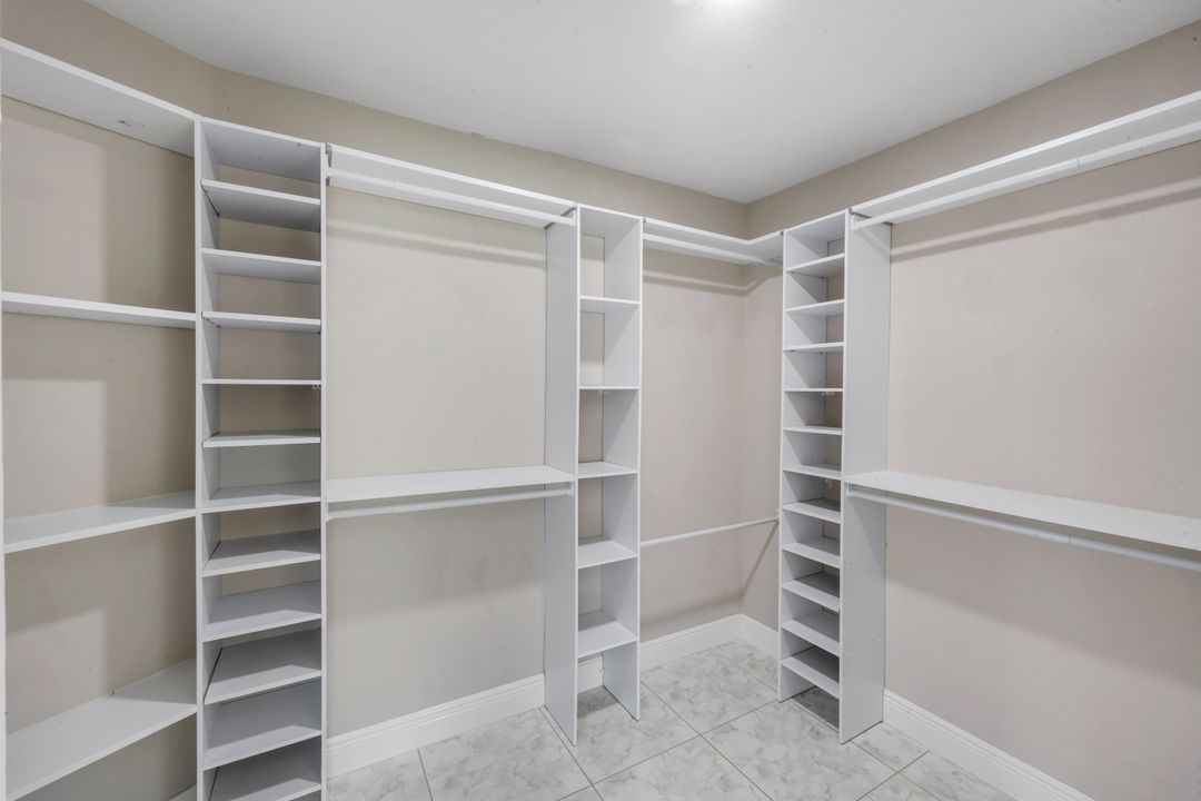 1795 Desoto Blvd S, Naples, FL 34117