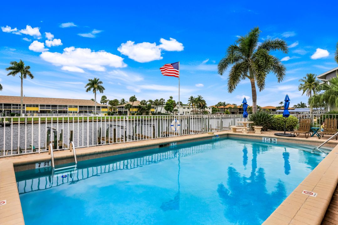 4616 SE 5th Pl #107, Cape Coral, FL 33904