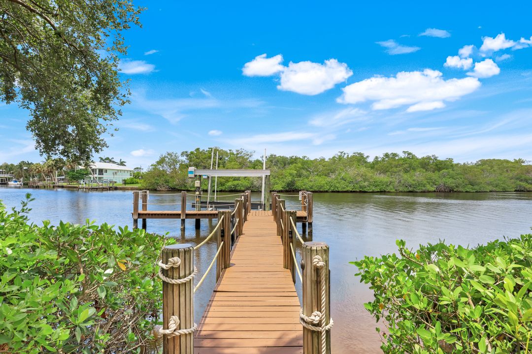 4111 Harbor Oaks Ct, Bonita Springs, FL 34134