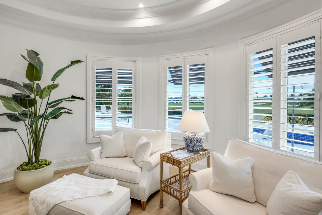 16744 Prato Way, Naples, FL 34110