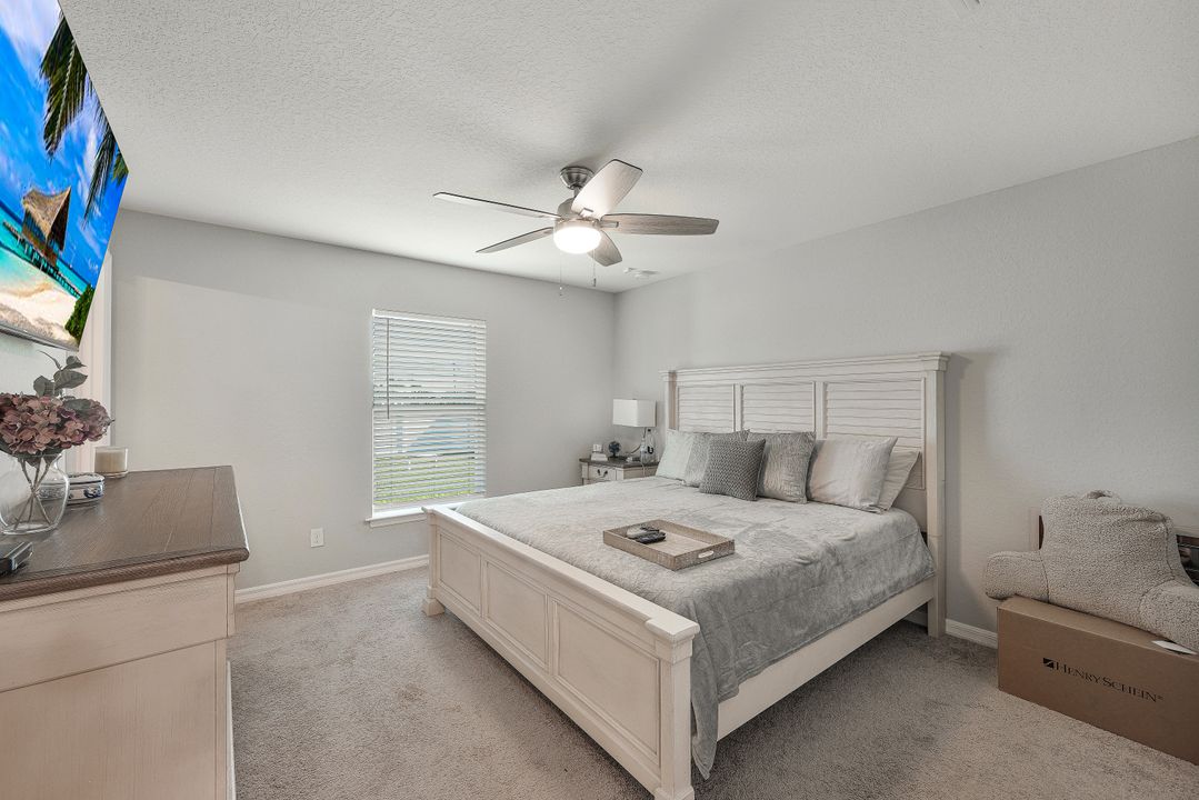 21 NW 23rd Terrace, Cape Coral, FL 33993