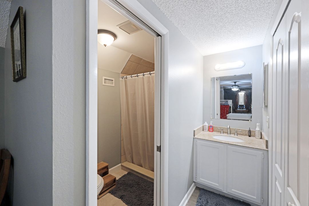 17407 Dumont Dr, Fort Myers, FL 33967