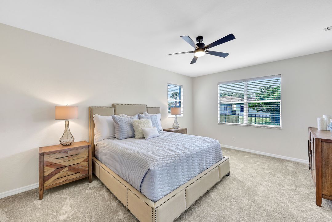 3967 Ruxton Rd, Naples, FL 34116