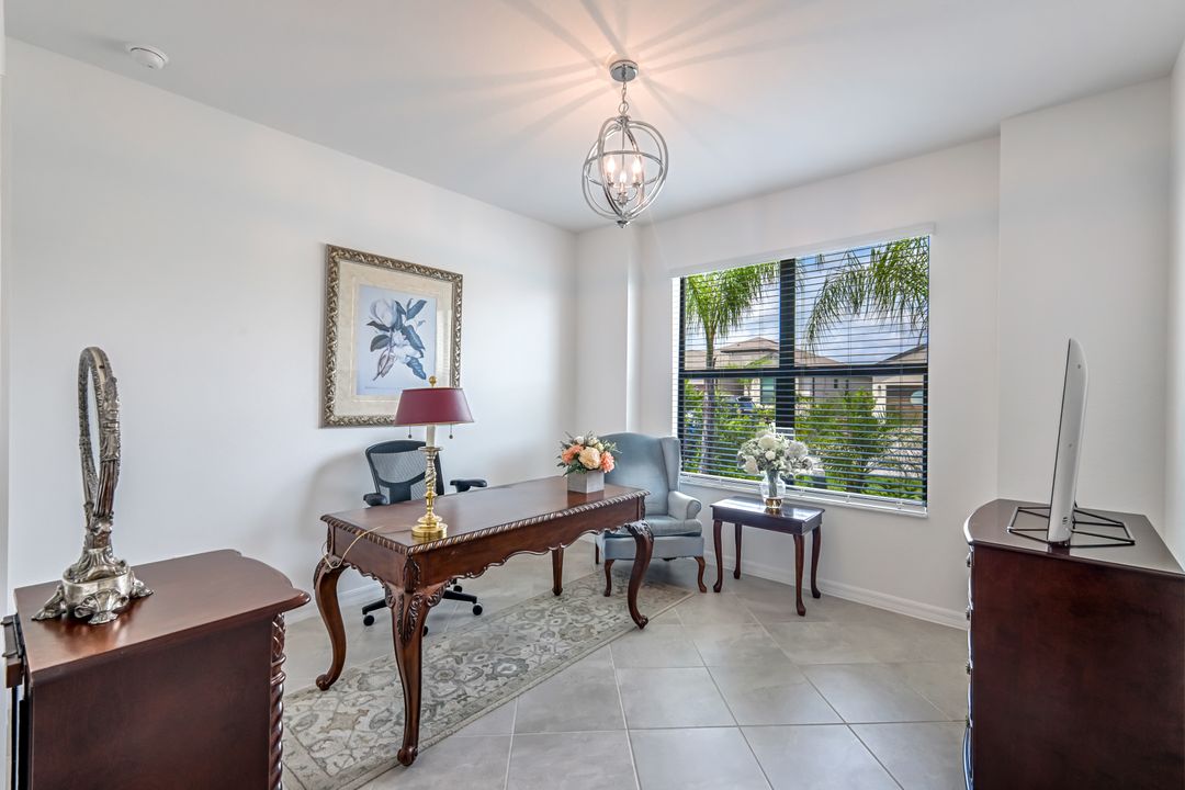 3272 Altimira Dr, Fort Myers, FL 33905