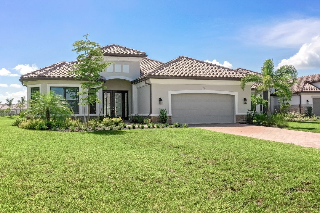 17505 Aquila Ct, Fort Myers, FL 33913