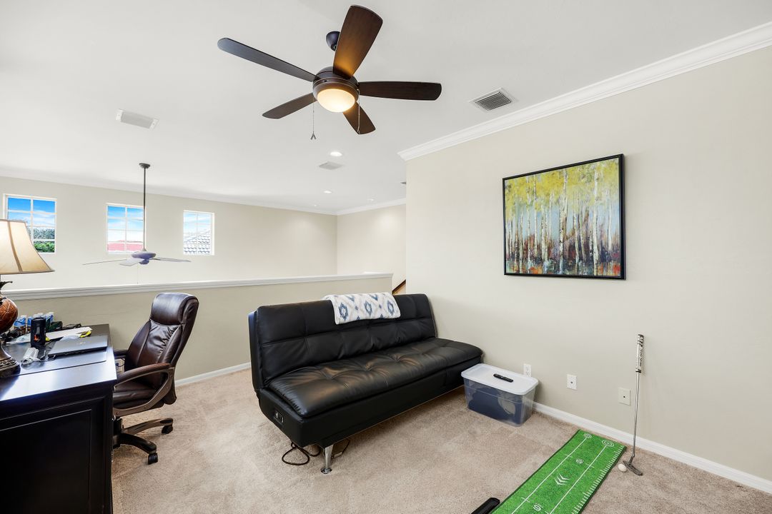 8493 Laurel Lakes Blvd, Naples, FL 34119