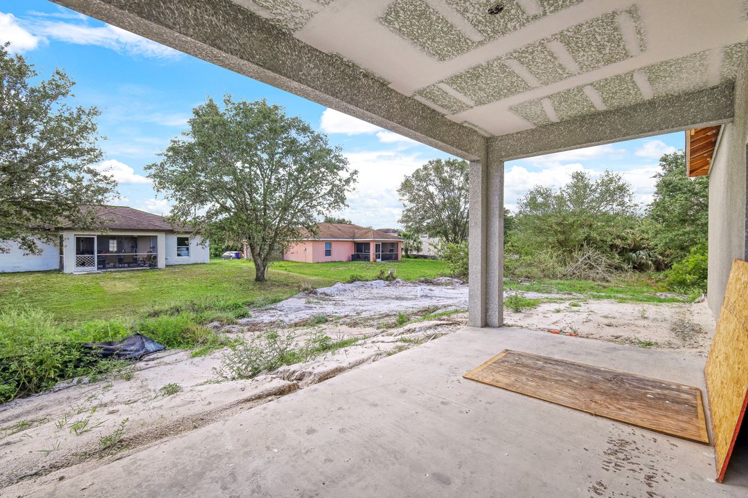 431 Pinafore Ave, Lehigh Acres, FL 33974