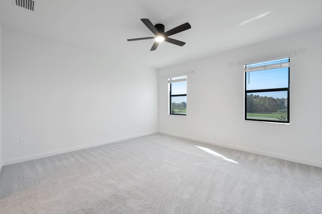 14207 Pine Lodge Ln, Fort Myers, FL 33913