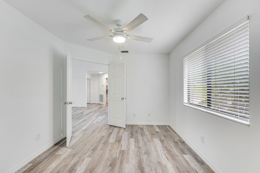 142 Bennington Dr #8, Naples, FL 34104