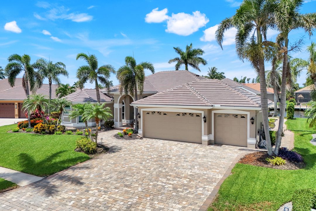5606 Merlyn Ln, Cape Coral, FL 33914