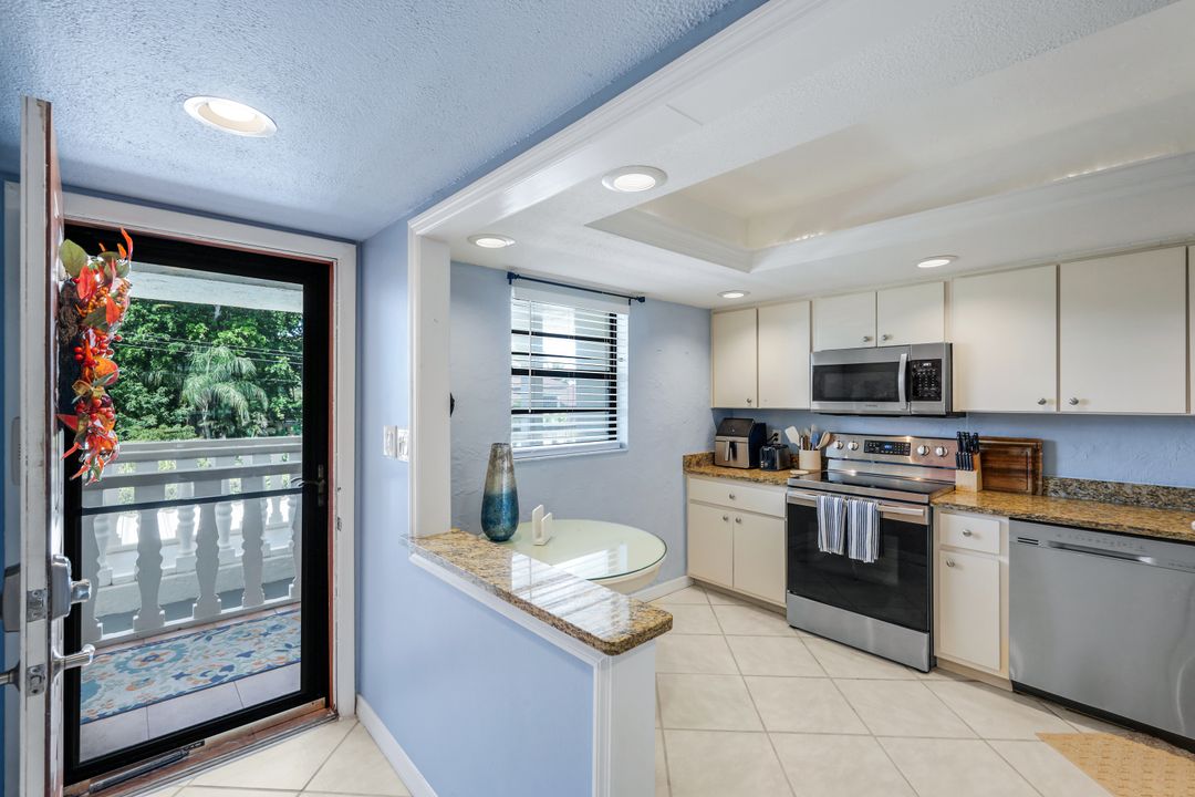 9395 Pennsylvania Ave #34, Bonita Springs, FL 34135