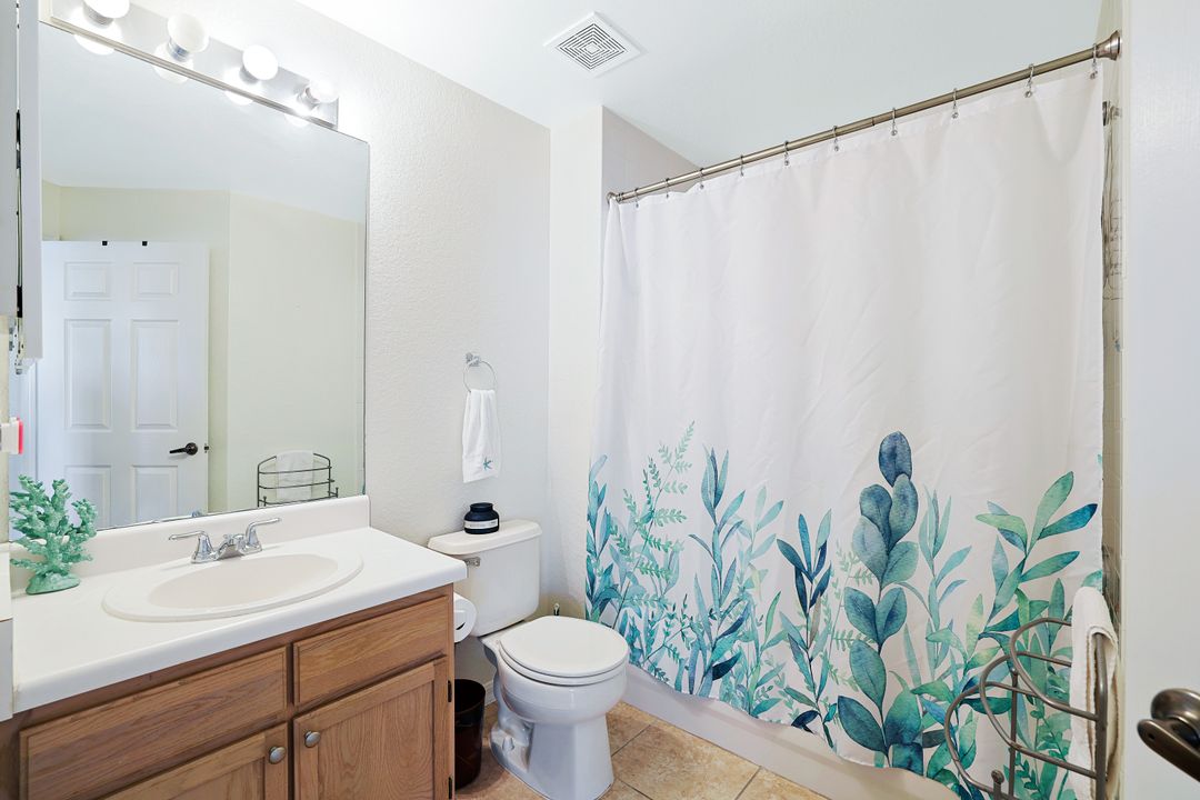 4610 St Croix Ln #1027, Naples, FL 34109