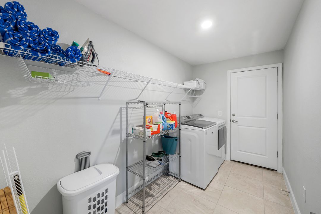 3457 NE 18th Pl, Cape Coral, FL 33909