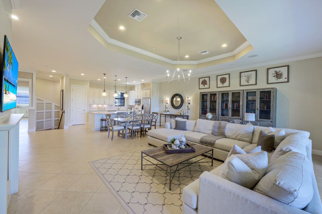 8756 Bellano Ct #202, Naples, FL 34119