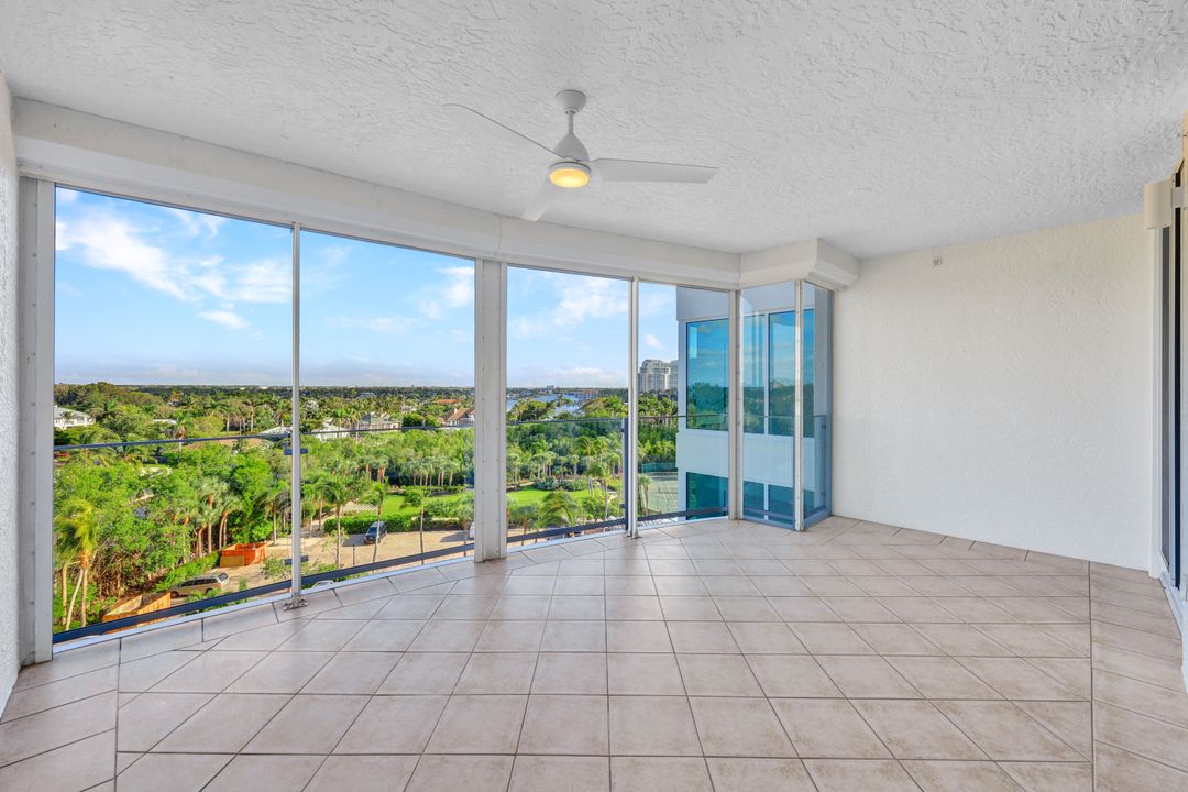 60 Seagate Dr #703, Naples, FL 34103