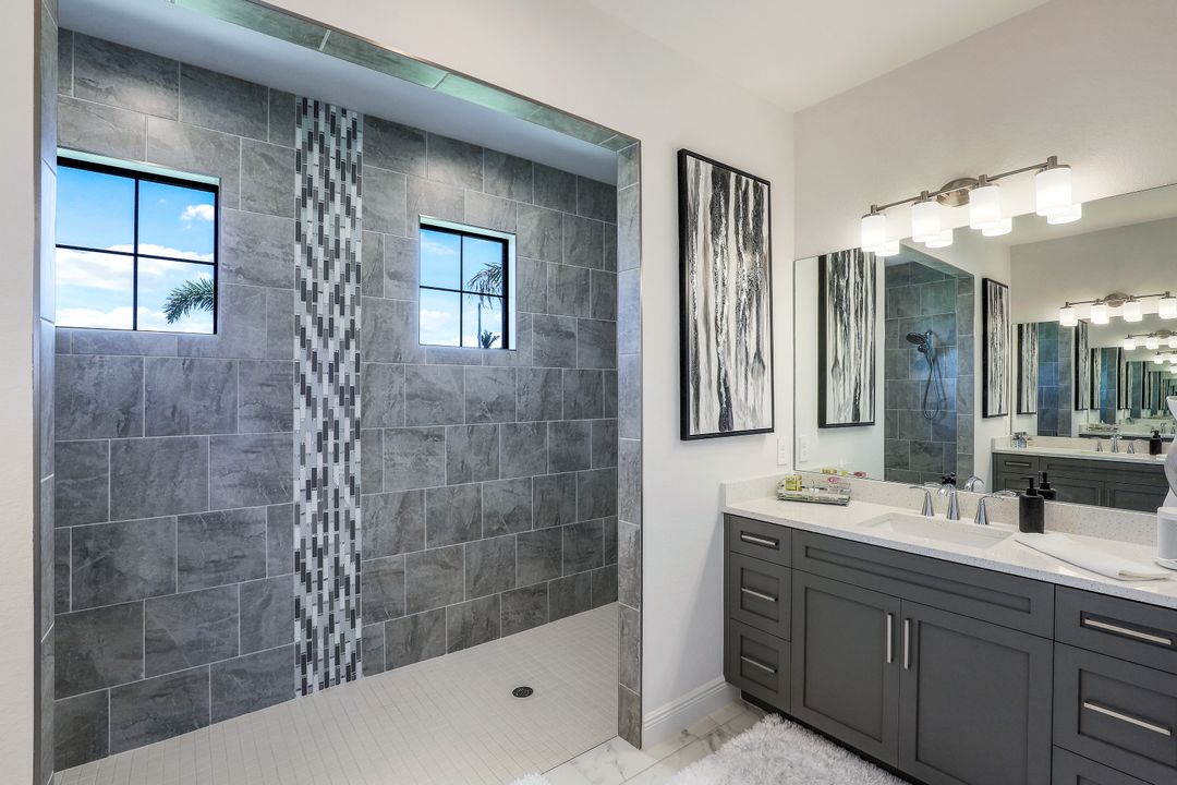 3518 Oasis Blvd, Cape Coral, FL 33914