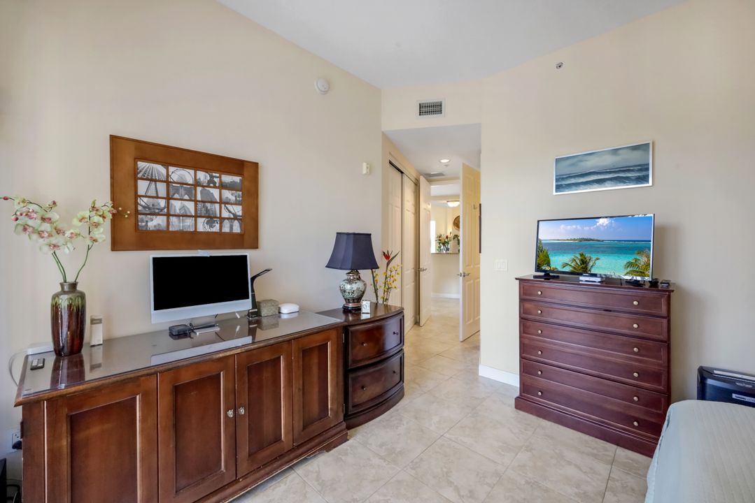 2631 NE 14th Ave #200, Wilton Manors, FL 33334
