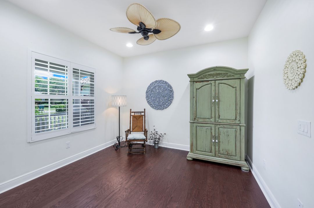 3620 Canopy Cir, Naples, FL 34120