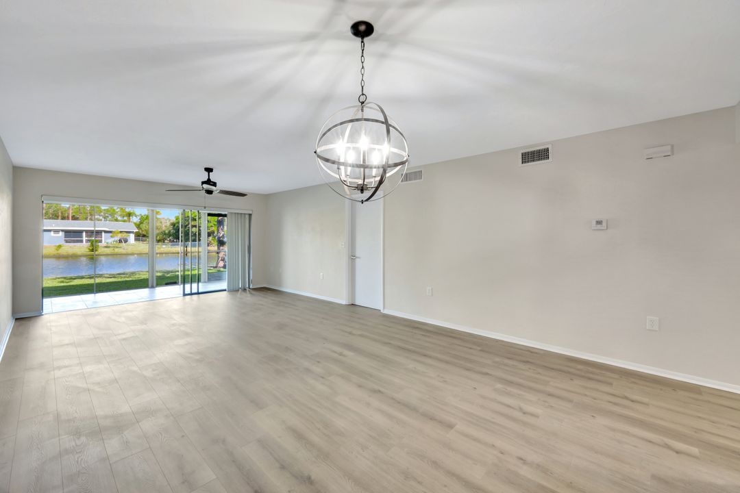 1227 Commonwealth Cir, Naples, FL 34116