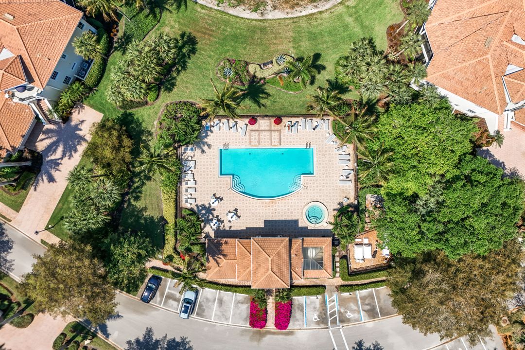 15539 Monterosso Ln #202, Naples, FL 34110