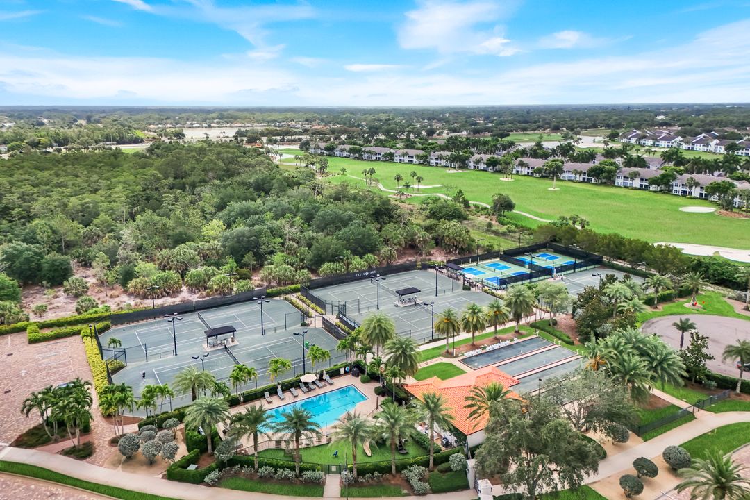 16358 Corsica Way #201, Naples, FL 34110