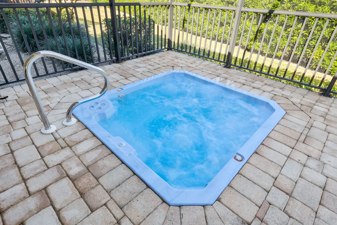 16506 Heron Coach Way, Fort Myers, FL 33908