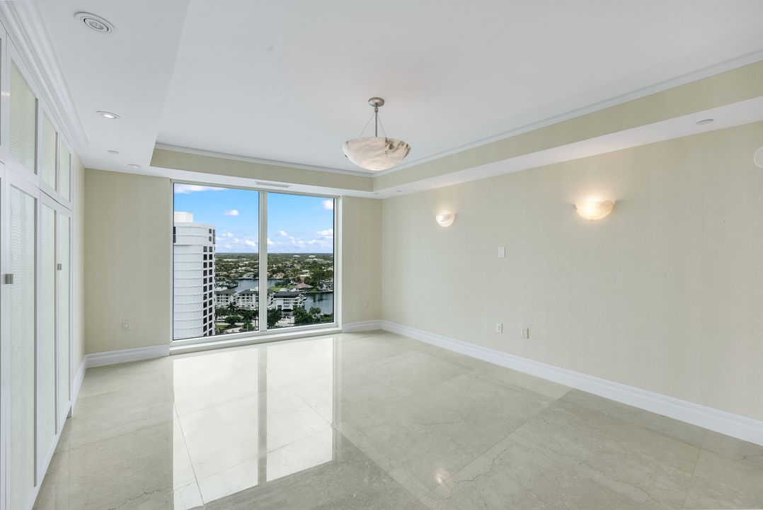 4101 Gulf Shore Blvd N #17N, Naples, FL 34103