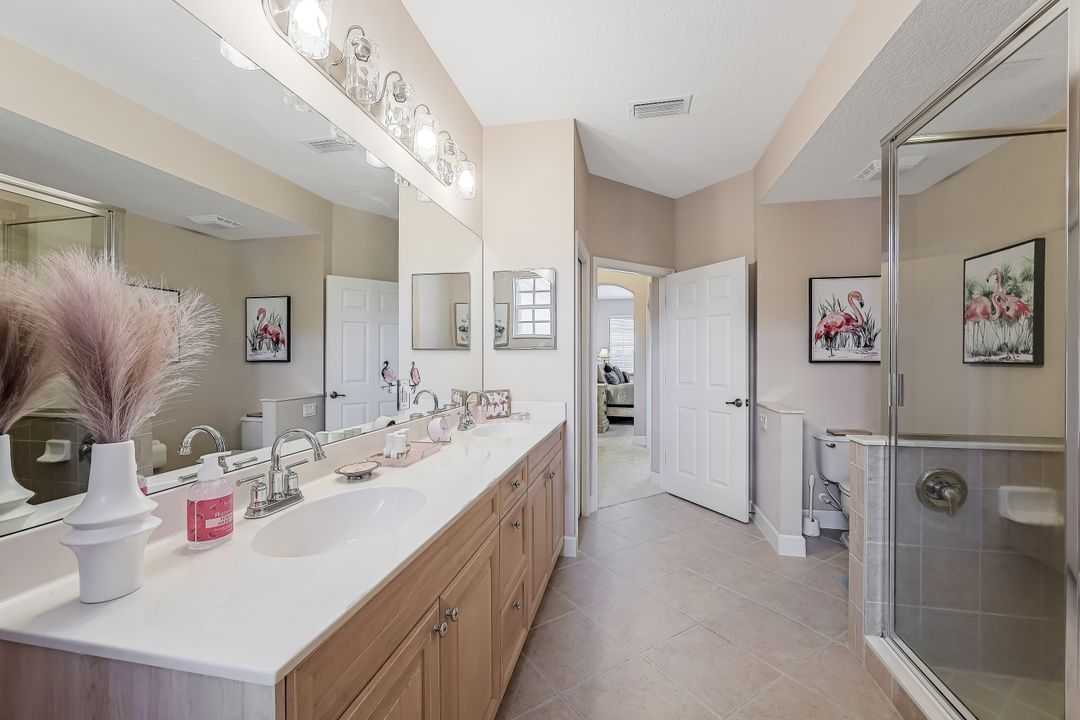 16580 Crownsbury Way #202, Fort Myers, FL 33908