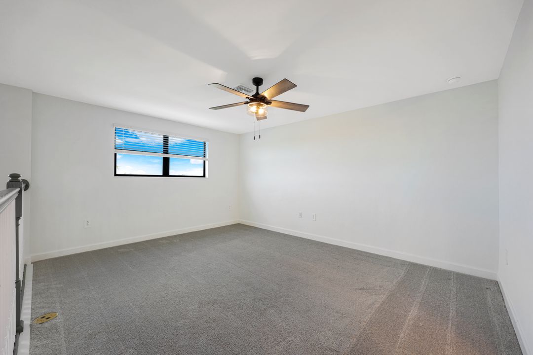 20669 Greenwich Pl, Estero, FL 33928