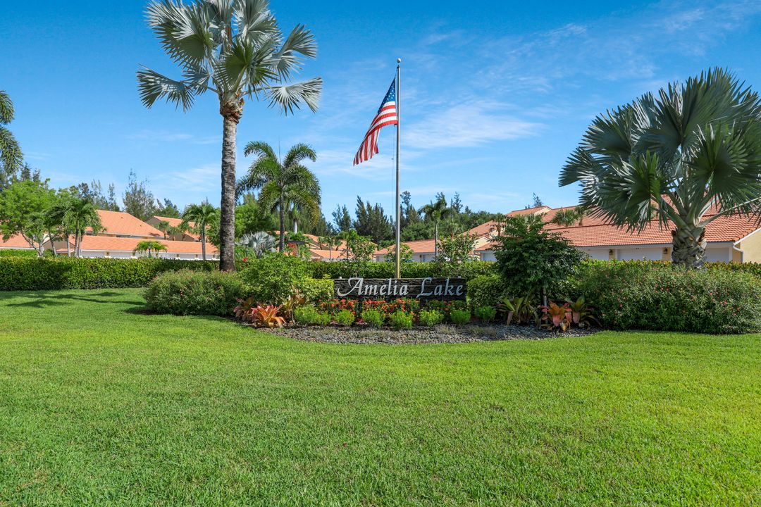2395 Bayou Ln #4, Naples, FL 34112