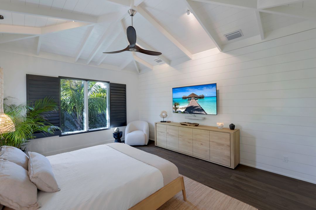 14 Sabre Ln, Naples, FL 34102