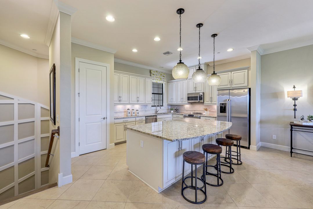 8756 Bellano Ct #202, Naples, FL 34119