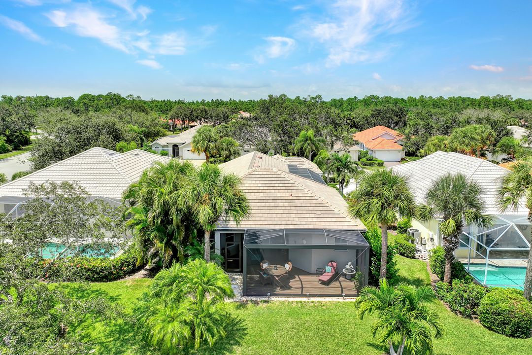6006 Highwood Park Ln, Naples, FL 34110