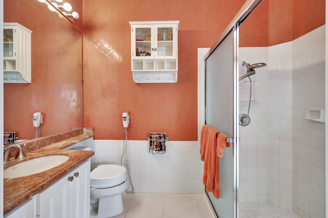 2914 Gilford Way, Naples, FL 34119