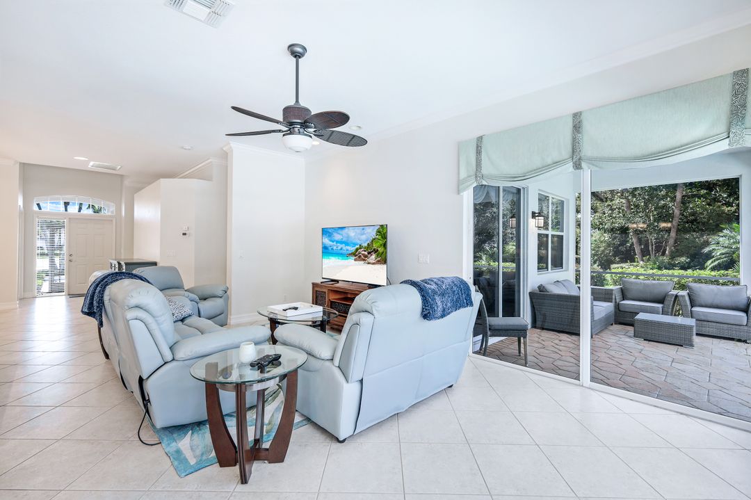 930 Fairhaven Ct #23, Naples, FL 34104