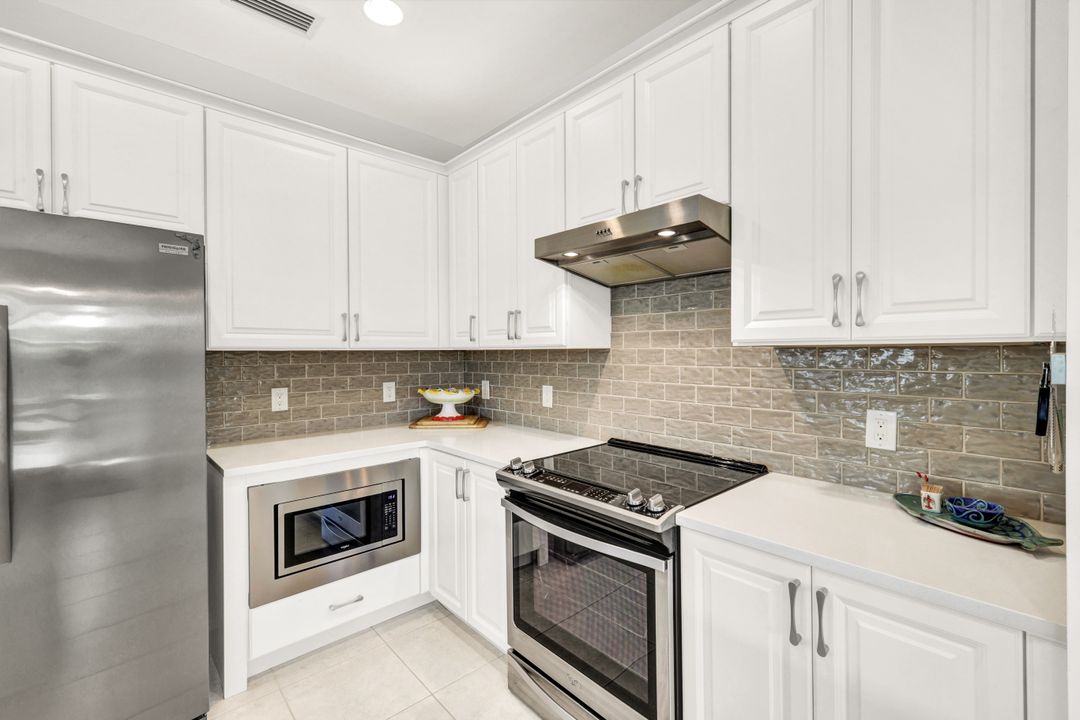 14604 Catamaran Pl, Naples, FL 34114