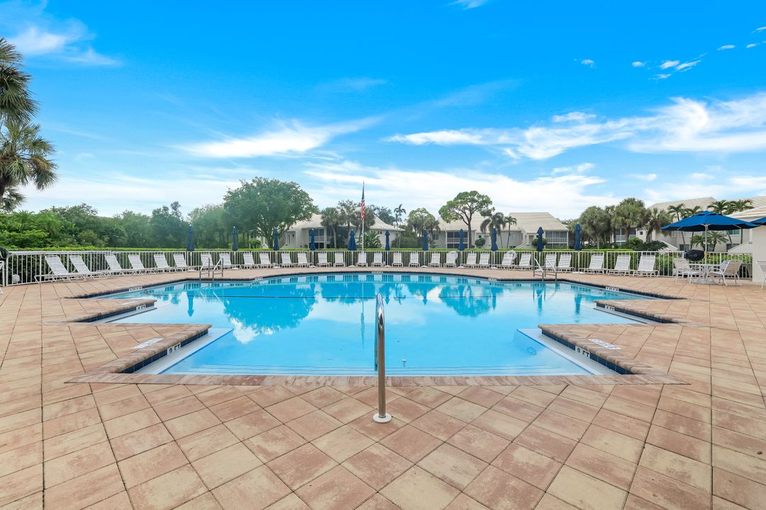 790 Willowbrook Dr #305, Naples, FL 34108