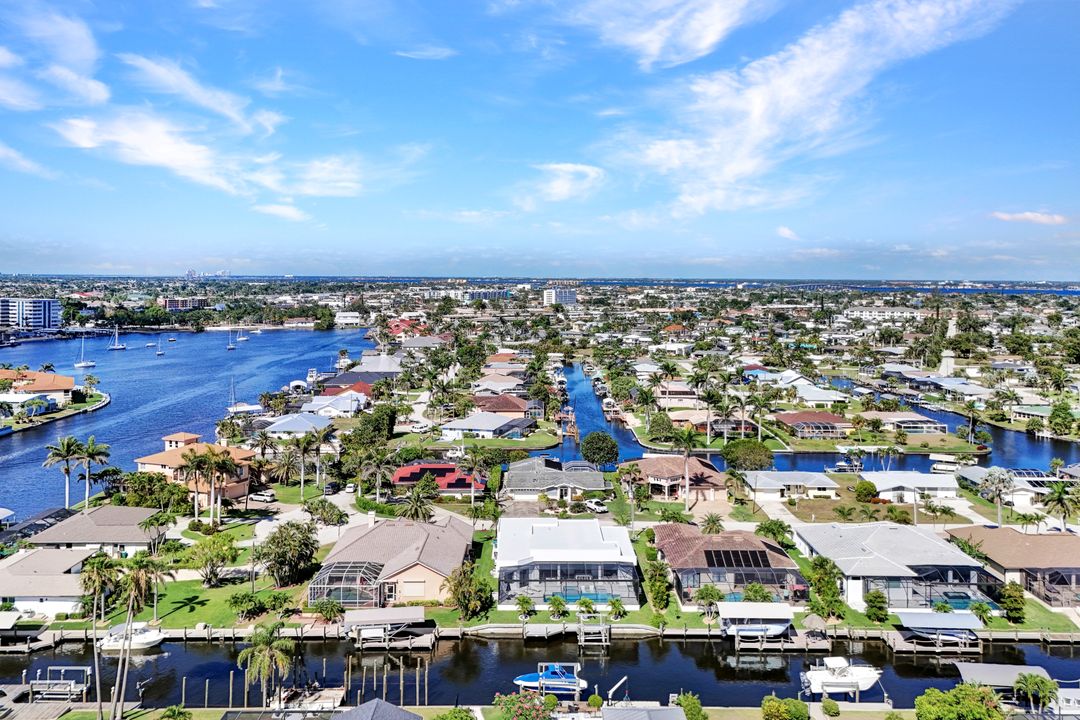 5218 Tiffany Ct, Cape Coral, FL 33904