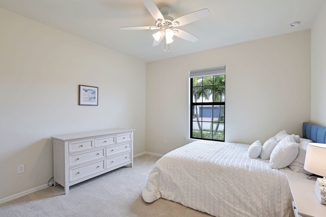 7266 Wilton Dr N, Naples, FL 34109